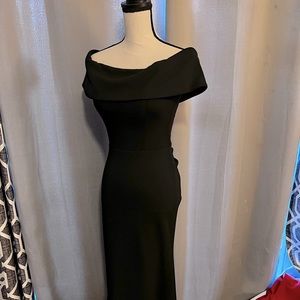 Betsy and Adam formal black long dress womens size 4